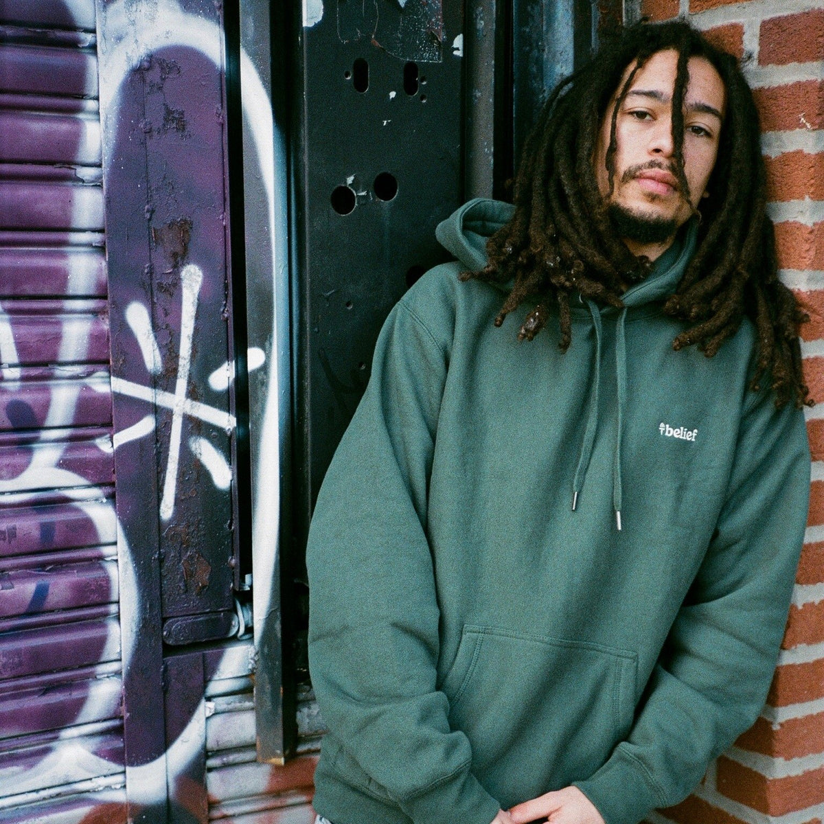 Belief NYC Logo Hoody -ハンター