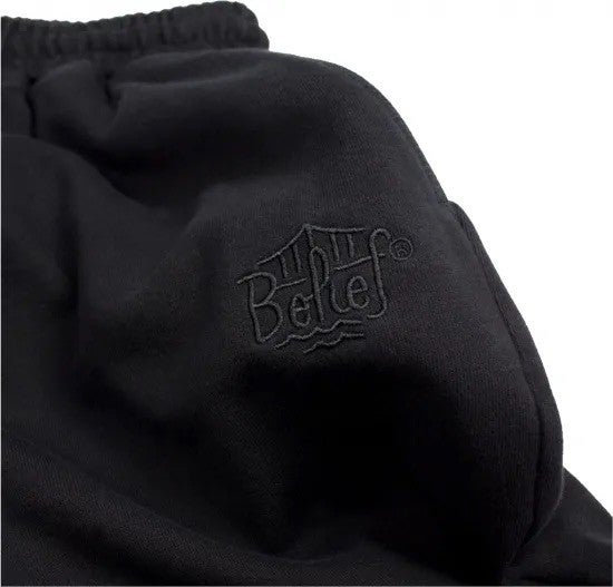 Belief NYC Triboro Sweat Short -ブラック
